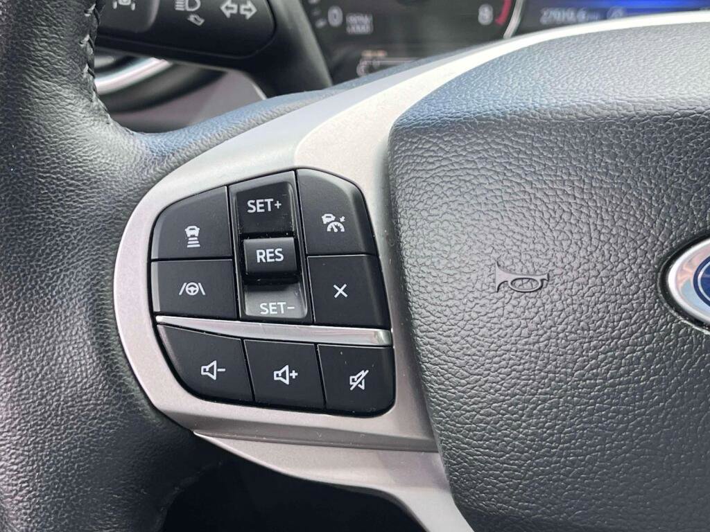 Certified 2023 Ford Explorer XLT AWD/4WD image 33