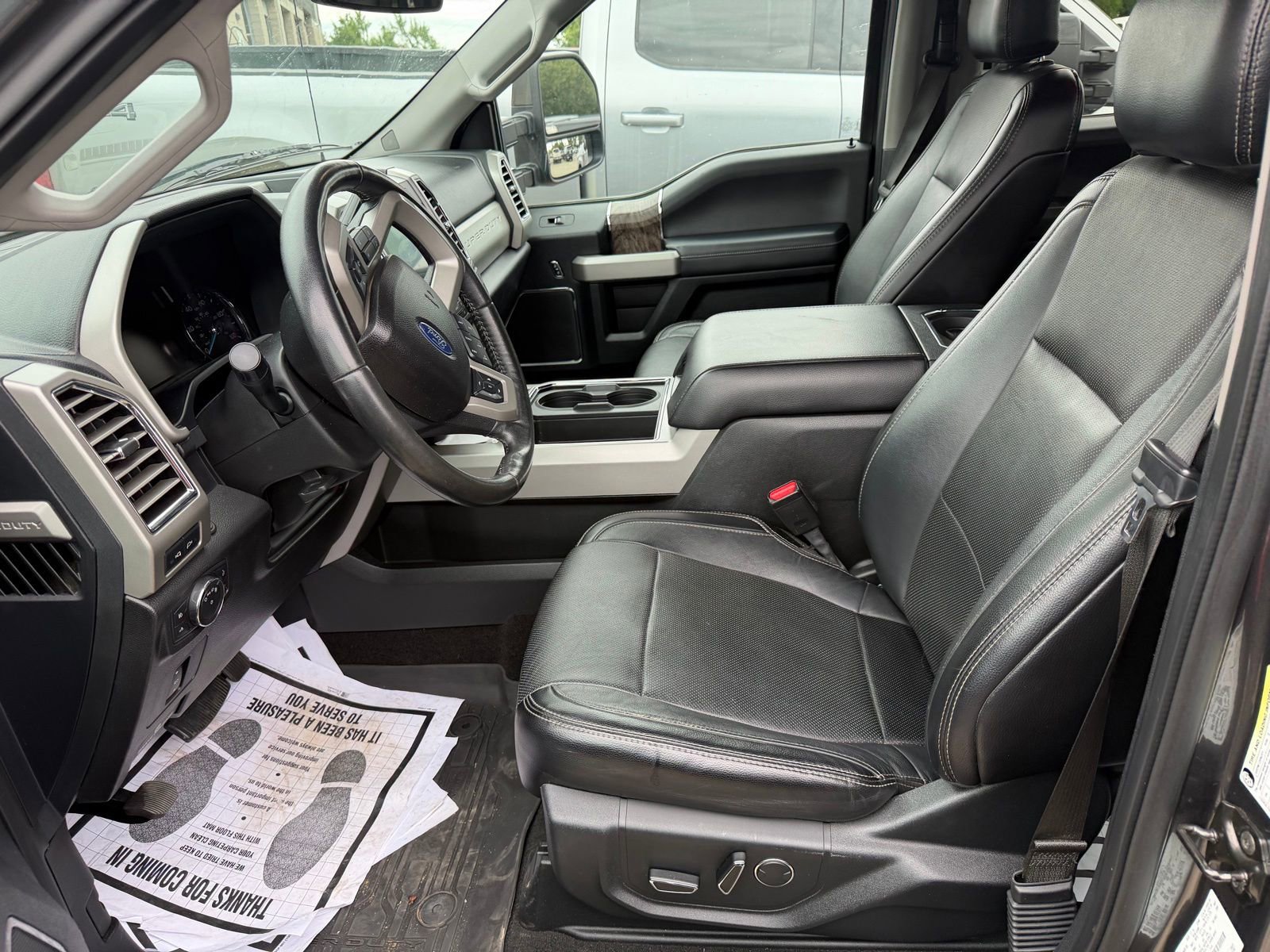 Certified 2017 Ford F250 Lariat w/ Lariat Value Package AWD/4WD image 5