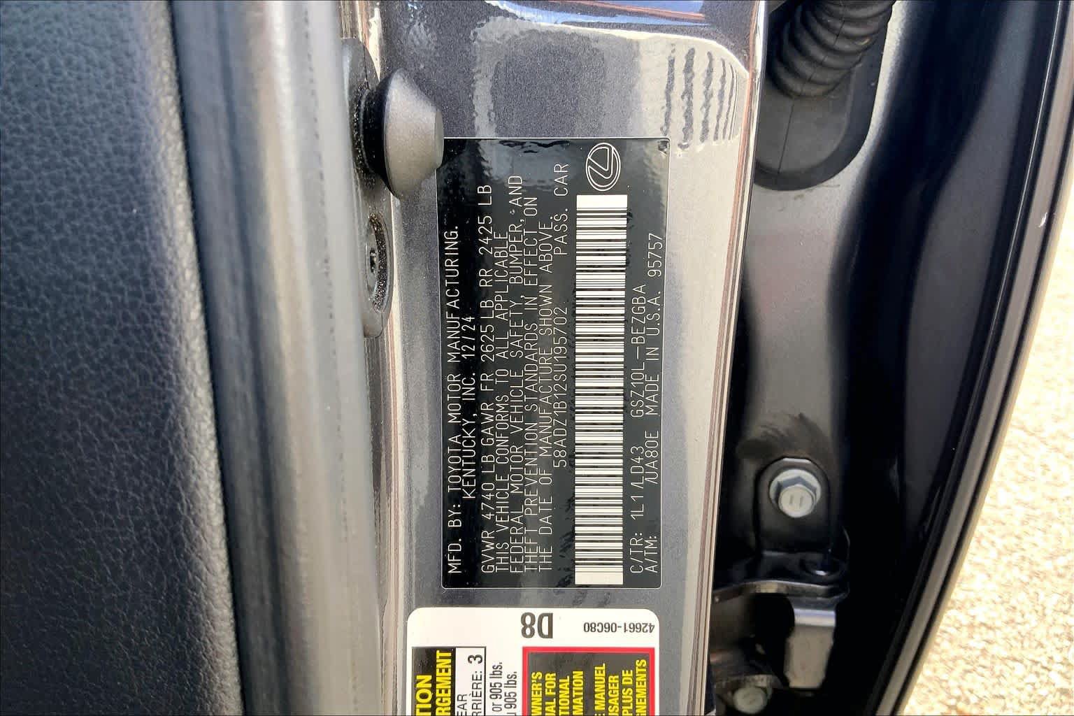 Used 2025 Lexus ES 350 w/ Premium Package FWD image 36
