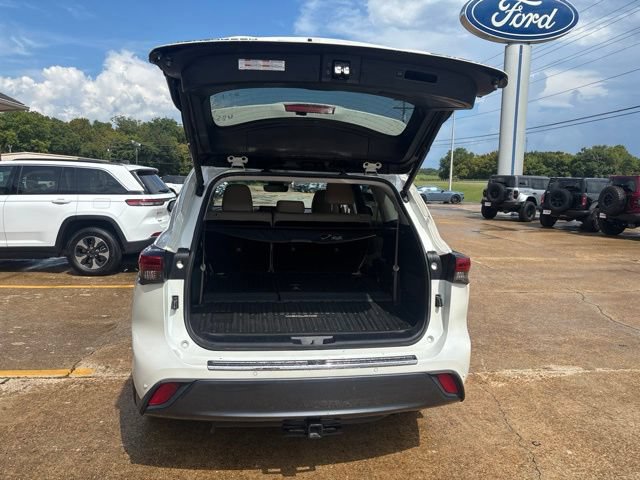 Used 2020 Toyota Highlander Limited AWD/4WD image 10