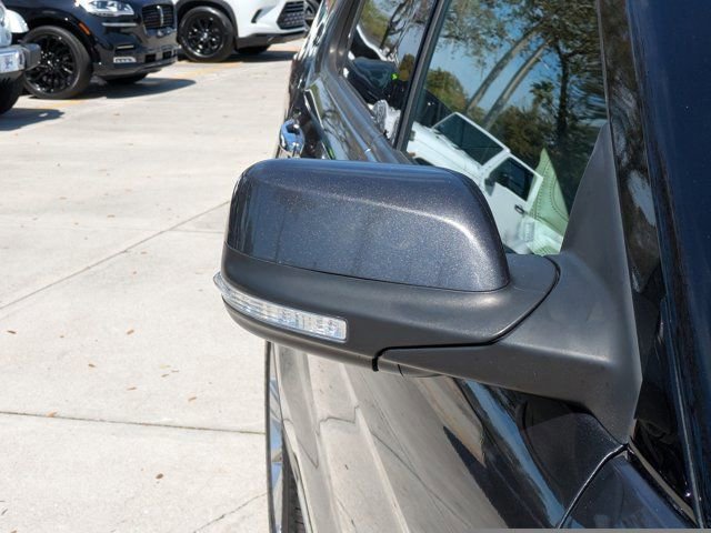 Certified 2019 Ford Explorer Limited w/ Ford Safe & Smart Package image 10