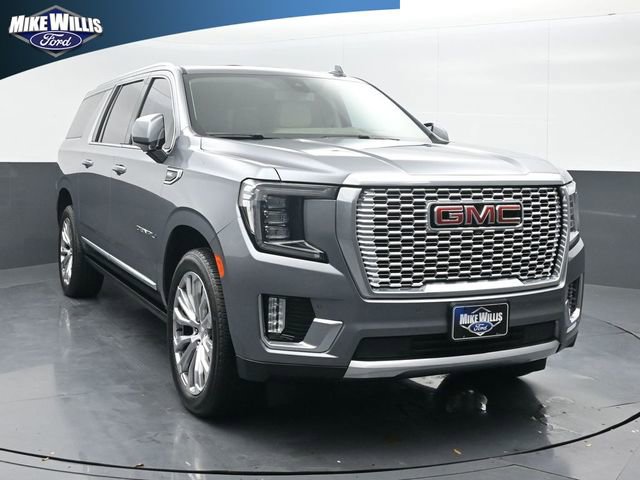 Used 2022 GMC Yukon XL Denali image 1