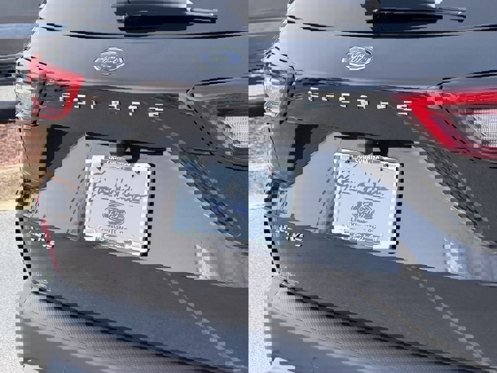 Certified 2023 Ford Escape Active w/ Tech Pack #2 image 16