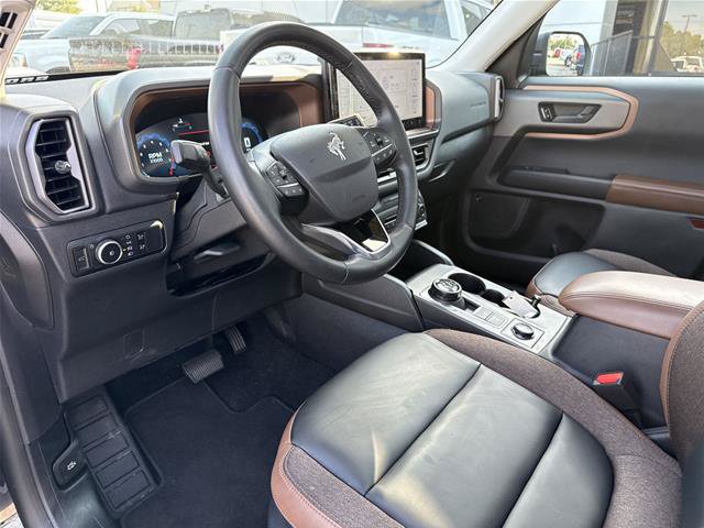Certified 2025 Ford Bronco Sport Outer Banks w/ Outer Banks Tech Package+ AWD/4WD image 28