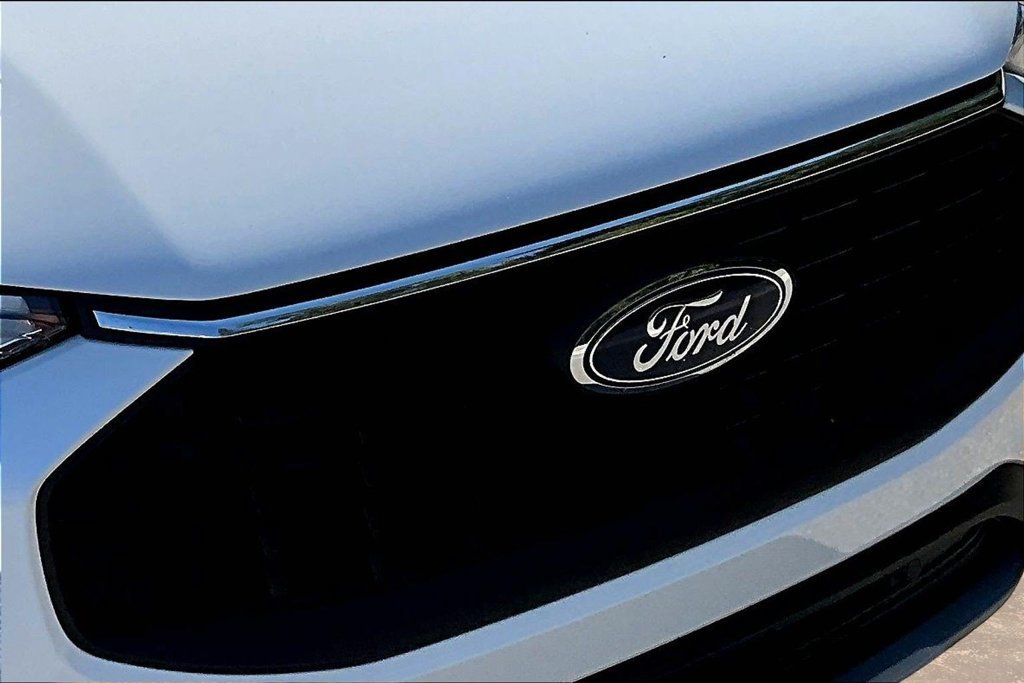 Certified 2025 Ford Escape Active AWD/4WD image 34