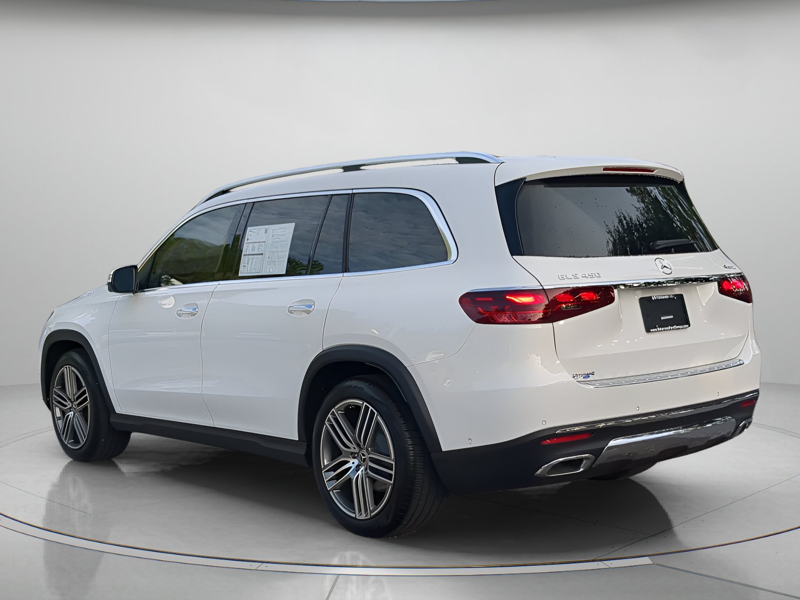 Used 2026 Mercedes-Benz GLS 450 4MATIC image 42