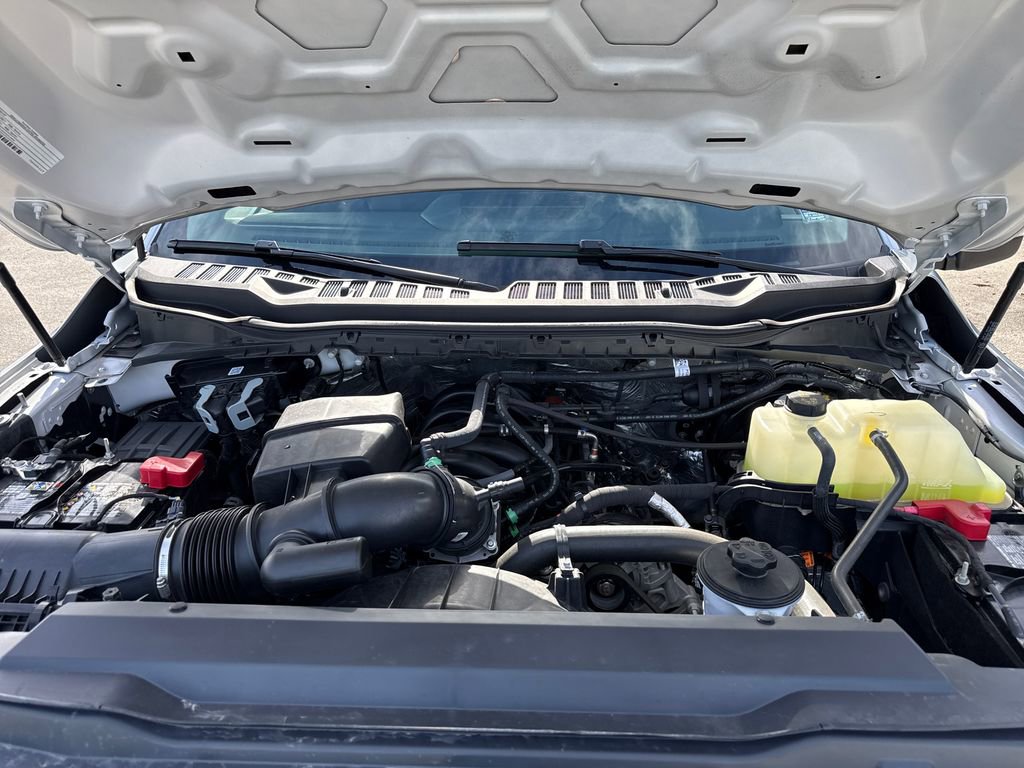 Certified 2024 Ford F250 Lariat w/ Sport Appearance Package image 32
