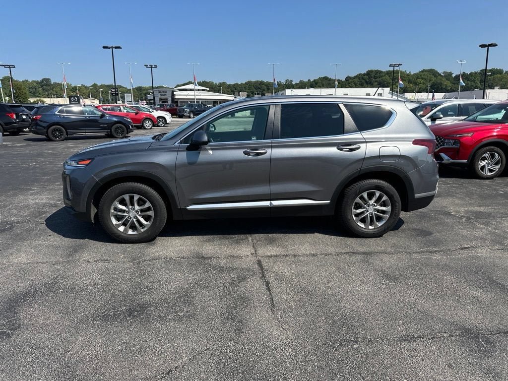 Used 2019 Hyundai Santa Fe SE AWD/4WD image 4