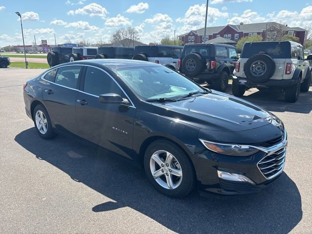 Used 2023 Chevrolet Malibu LT FWD image 4