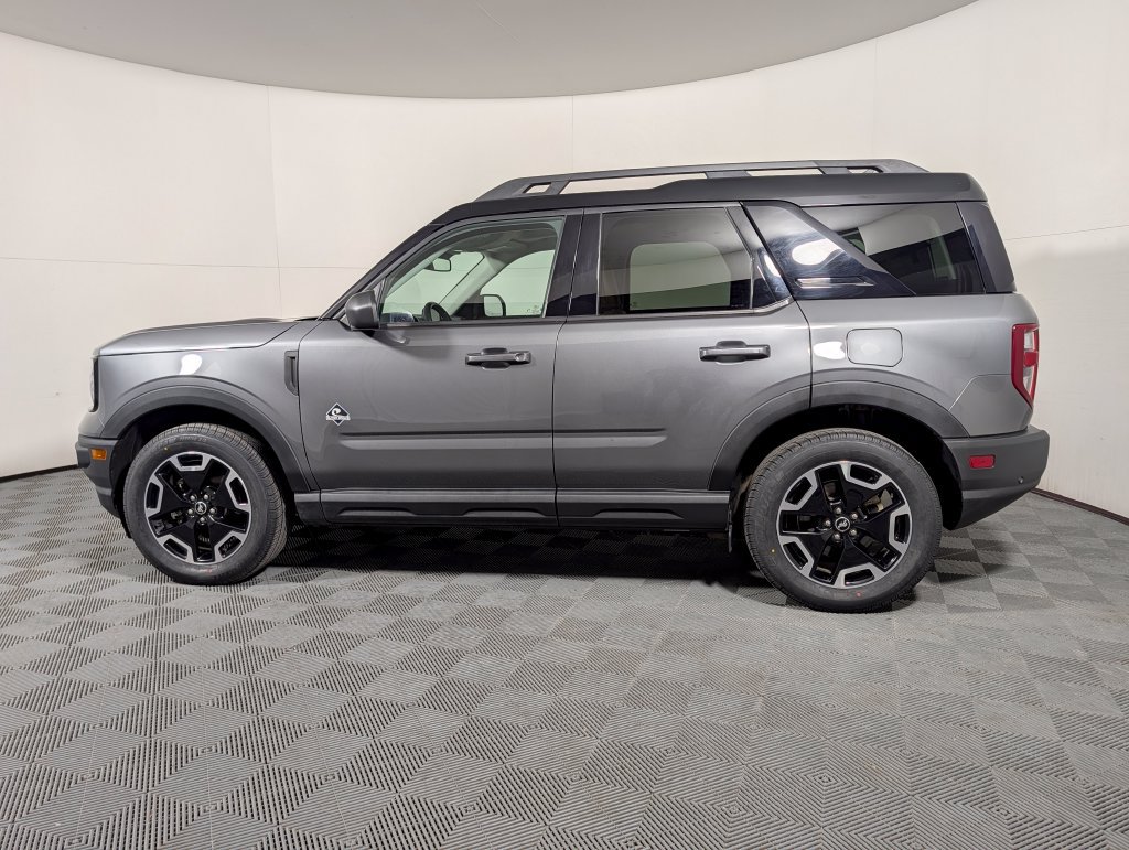 Certified 2024 Ford Bronco Sport Outer Banks w/ Tech Package AWD/4WD image 5
