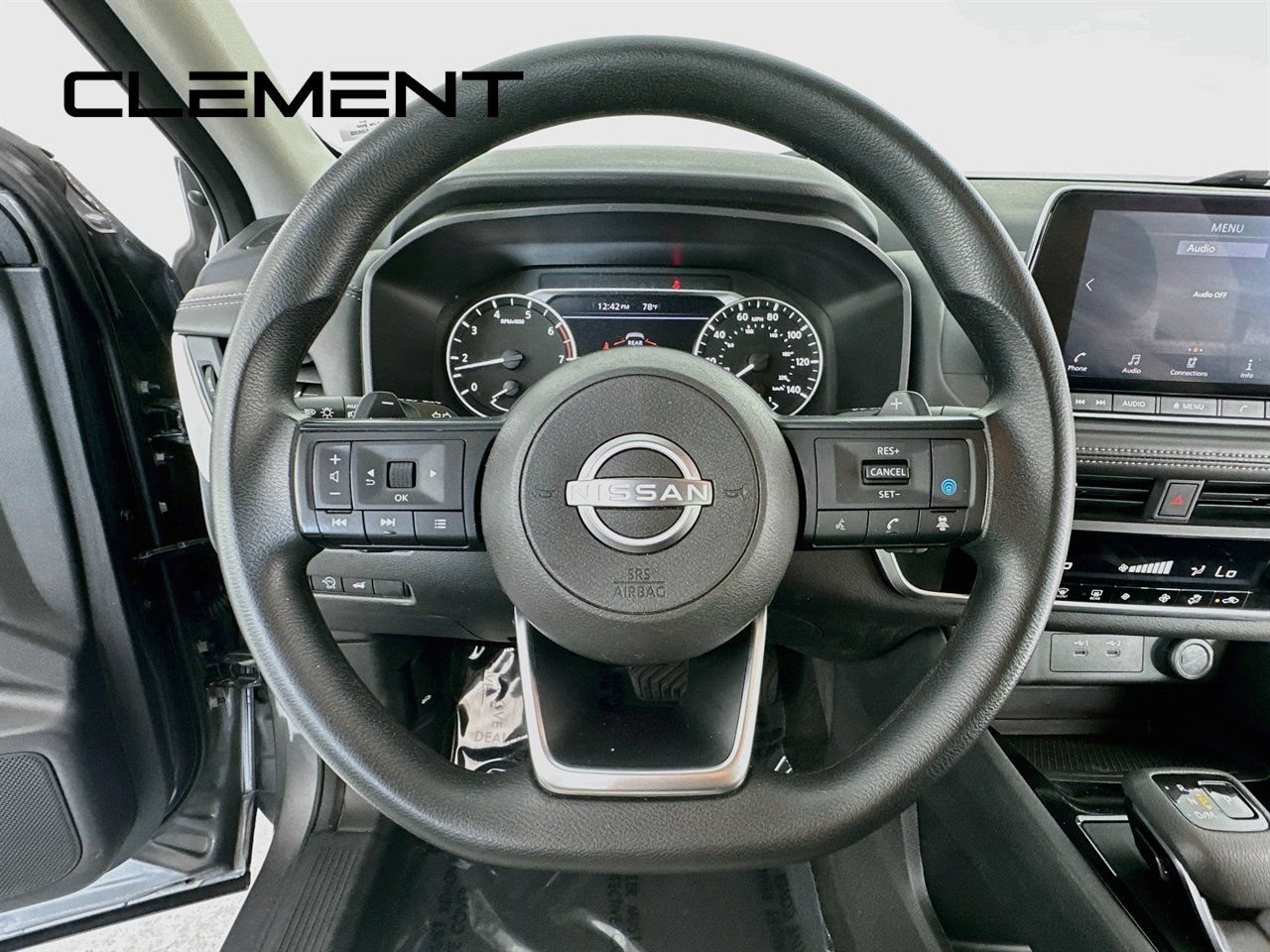 Used 2024 Nissan Rogue SV AWD/4WD image 15