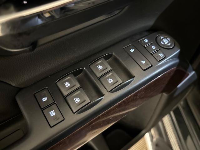 Used 2019 GMC Sierra 2500 SLT w/ Driver Alert Package AWD/4WD image 16