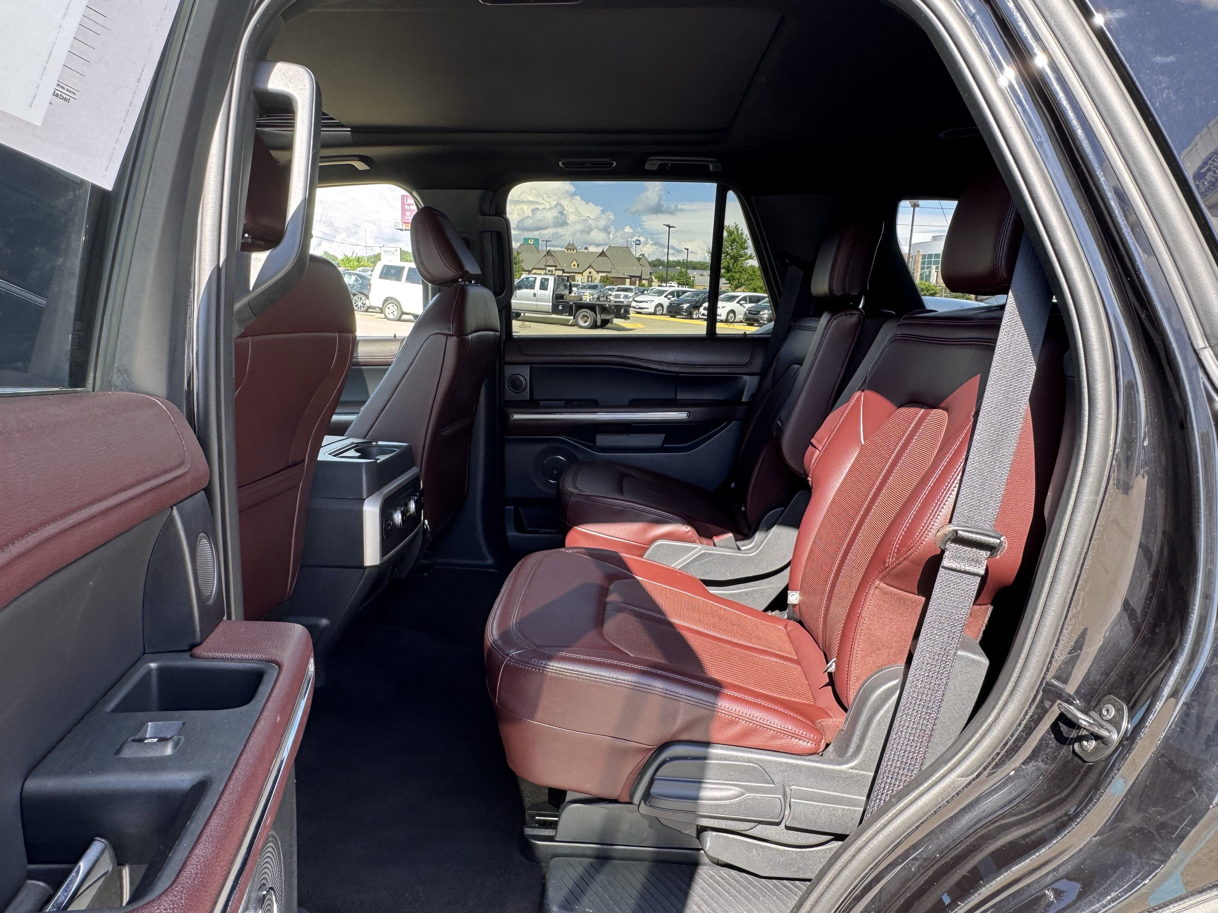 Certified 2023 Ford Expedition Limited image 31