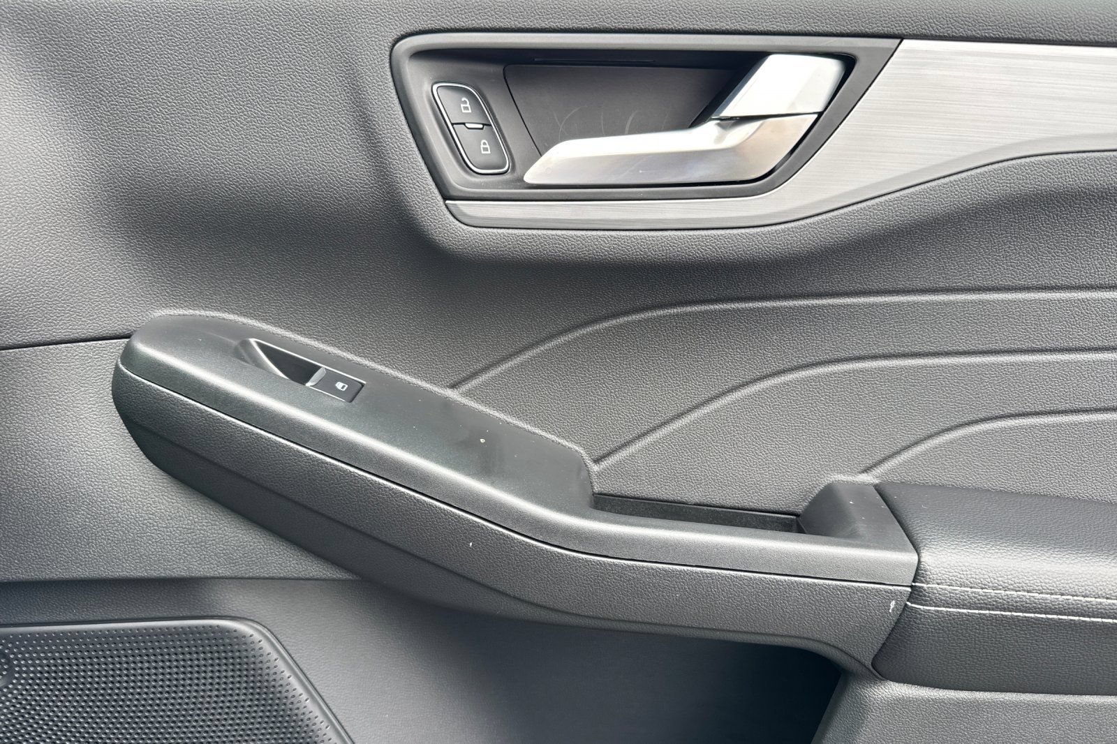 Certified 2023 Ford Escape Platinum FWD image 14