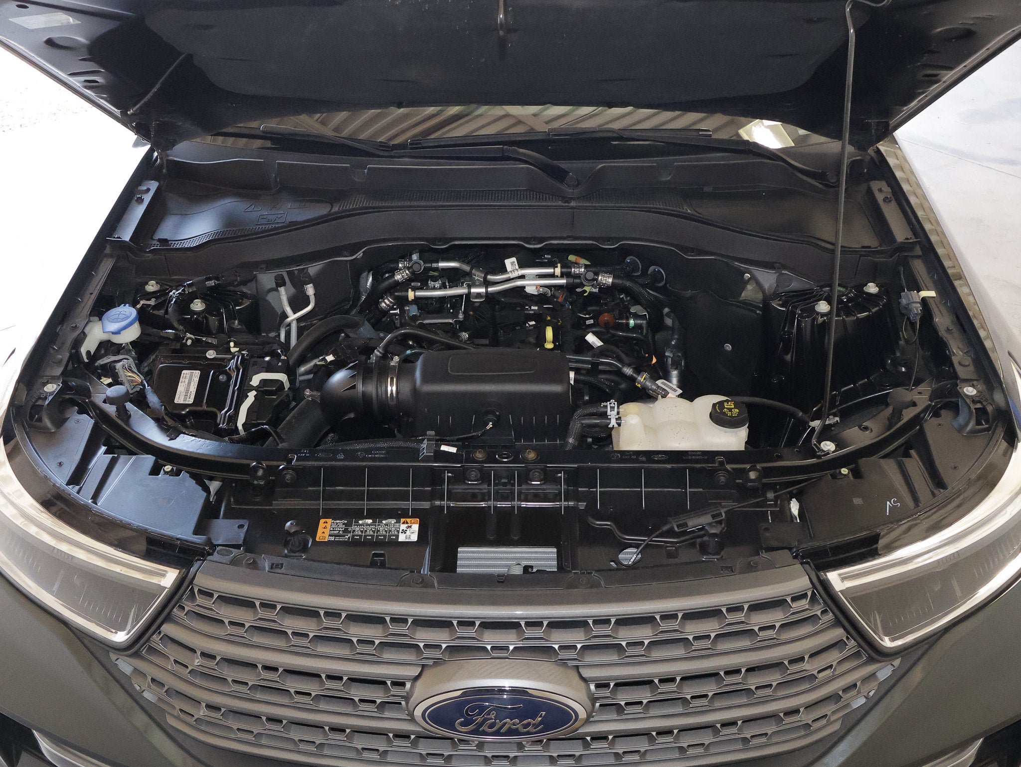 Certified 2023 Ford Explorer XLT w/ Equipment Group 202A AWD/4WD image 20