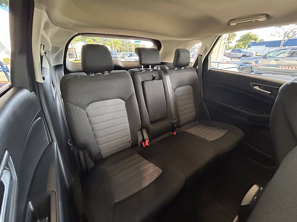 Certified 2024 Ford Edge SE w/ Black Appearance Package AWD/4WD image 26