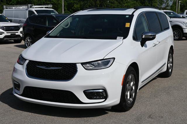 Used 2023 Chrysler Pacifica Limited