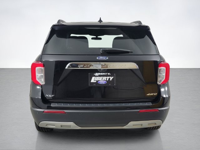 Certified 2023 Ford Explorer XLT w/ Equipment Group 202A AWD/4WD image 4