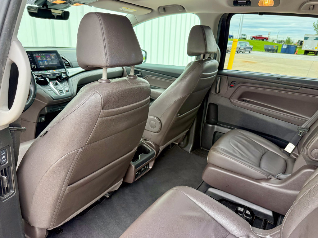 Used 2018 Honda Odyssey Touring image 14