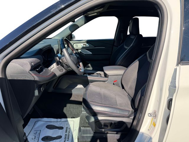 Certified 2025 Ford Explorer ST AWD/4WD image 16