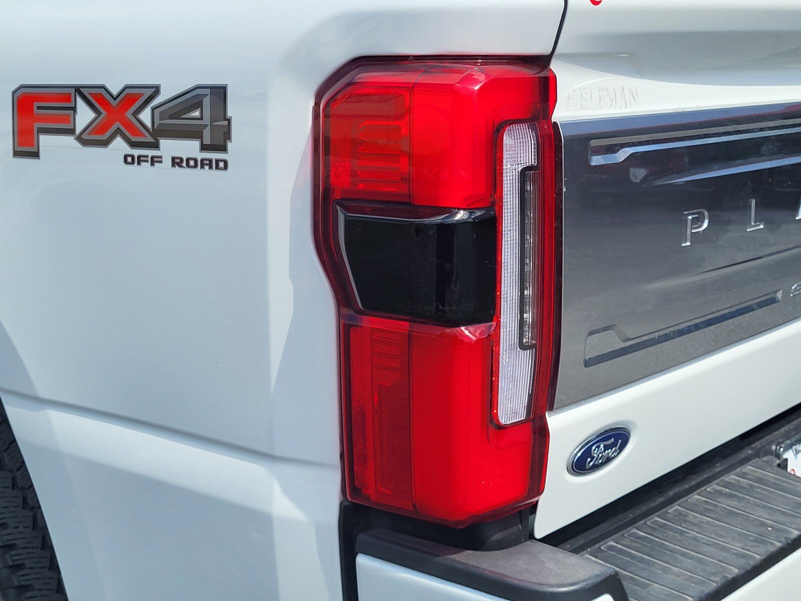 Certified 2026 Ford F350 Platinum w/ Platinum Plus Package image 10