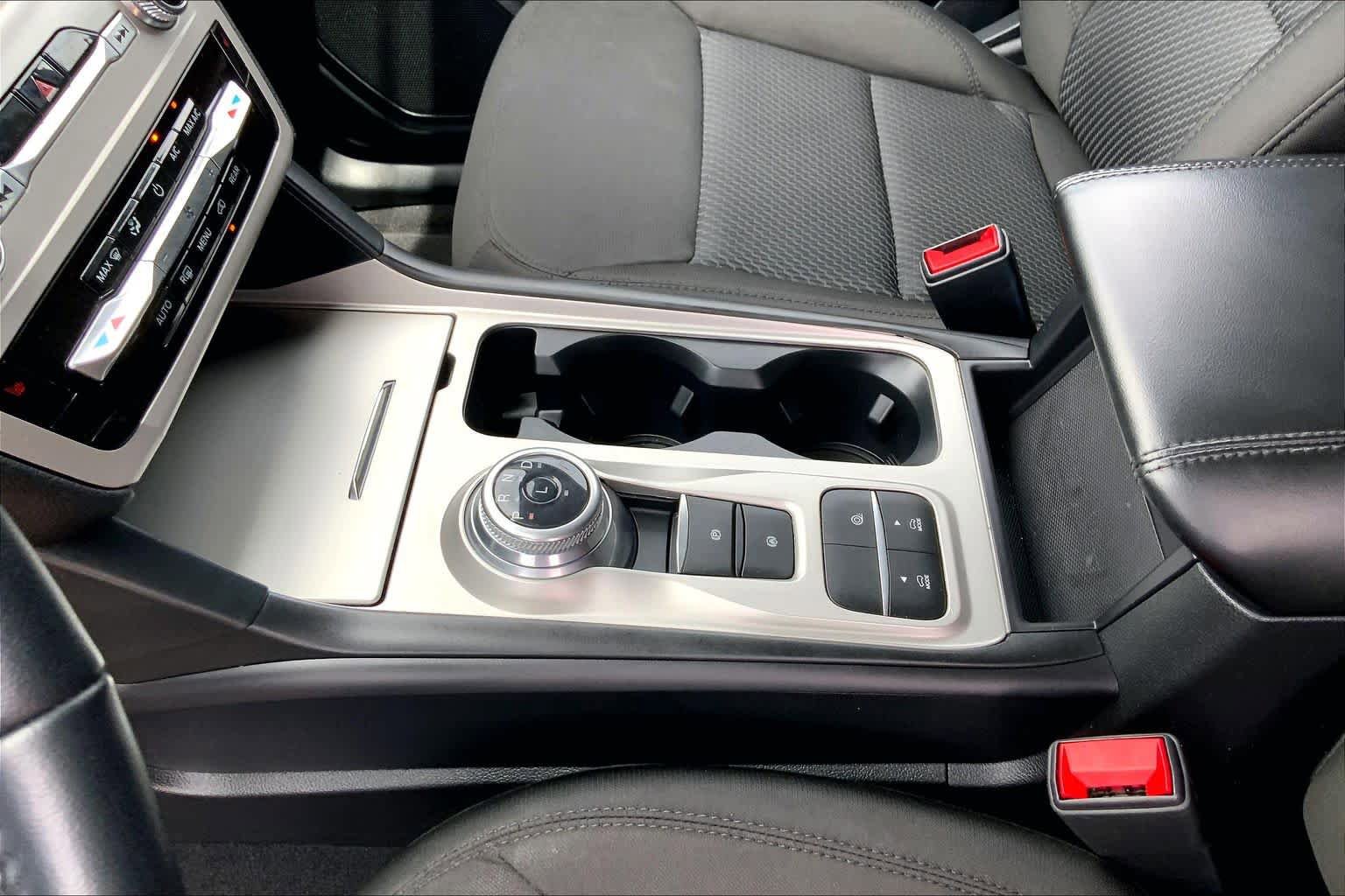 Certified 2023 Ford Explorer XLT RWD image 17
