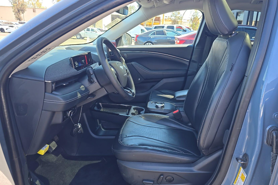 Certified 2023 Ford Mustang Mach-E Premium RWD image 4