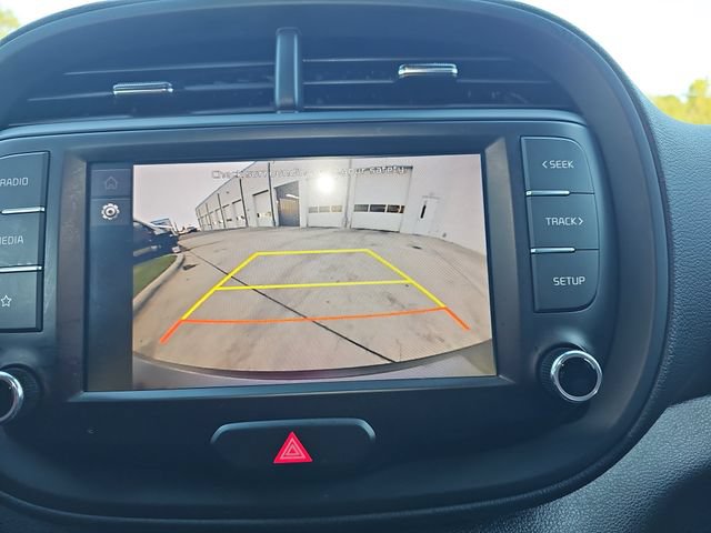 Used 2024 Kia Soul LX w/ Option Group 015 FWD image 21