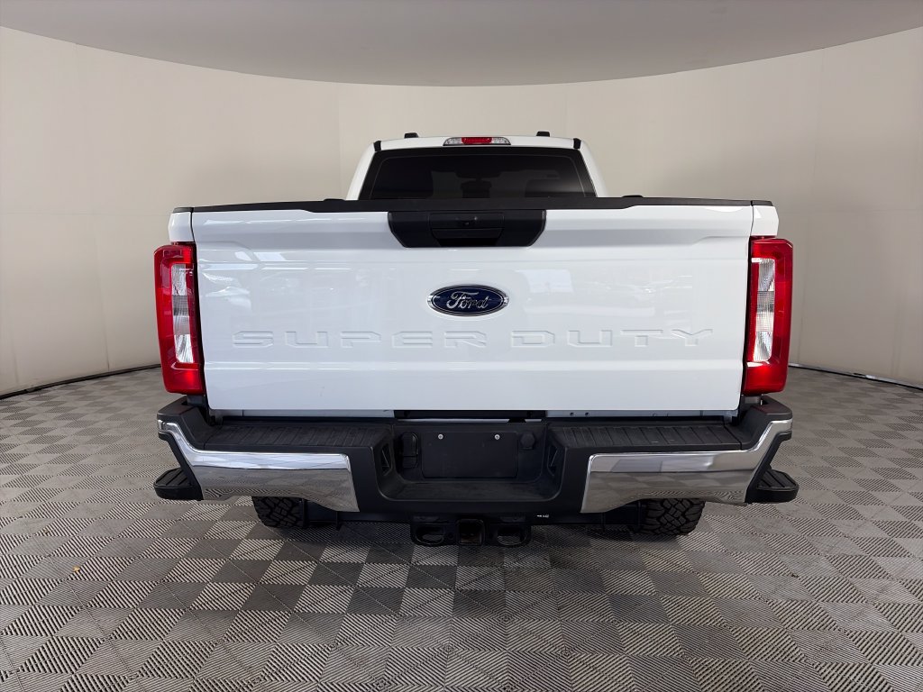 Certified 2025 Ford F250 XL AWD/4WD image 6