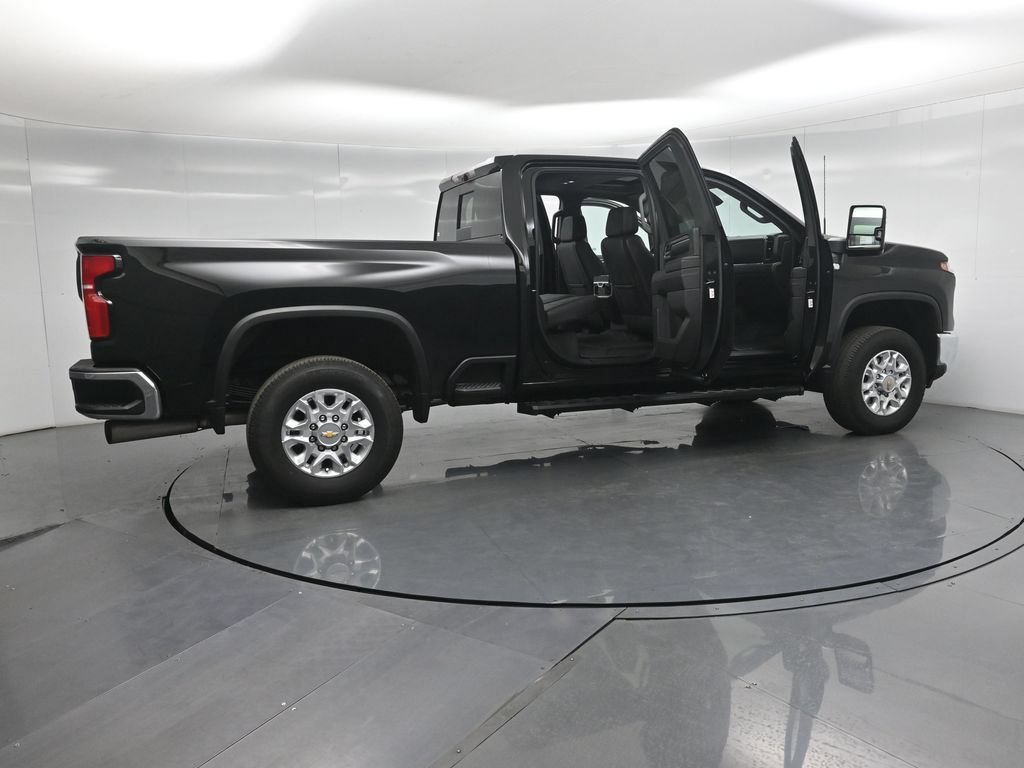 Used 2024 Chevrolet Silverado 2500 LTZ w/ LTZ Convenience Package AWD/4WD image 5