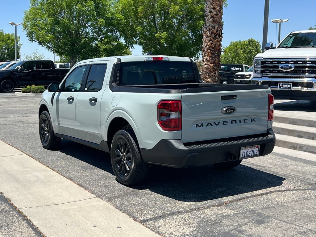 Certified 2023 Ford Maverick XLT w/ Black Appearance Package FWD image 4