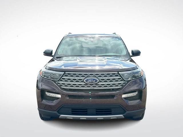 Certified 2023 Ford Explorer Limited w/ Equipment Group 301A AWD/4WD image 3