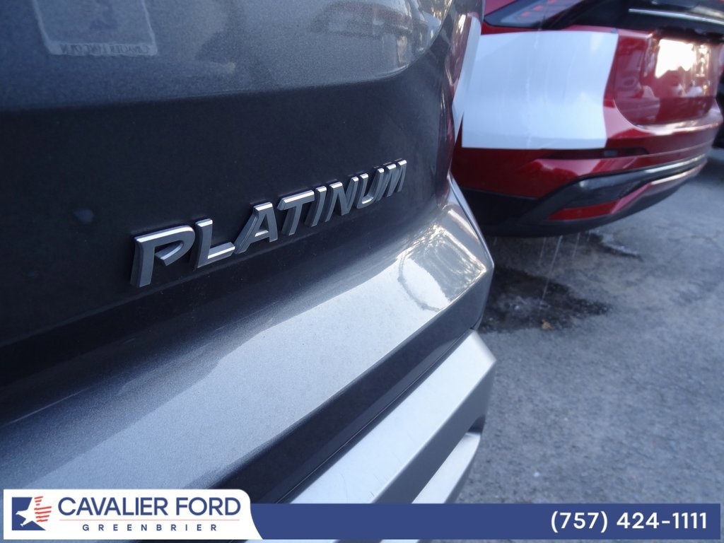 Used 2022 Nissan Pathfinder Platinum w/ Cargo Package image 11