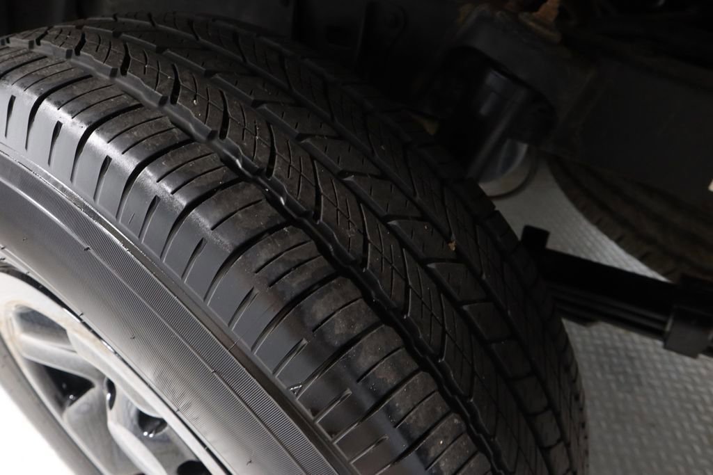 Used 2023 Toyota Tacoma SR AWD/4WD image 20