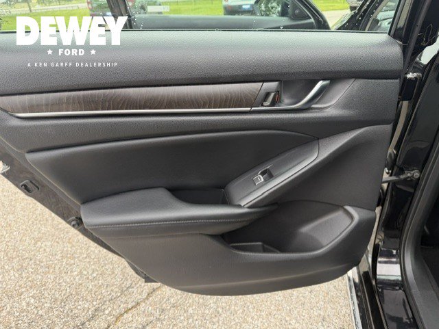 Used 2018 Honda Accord EX-L image 24