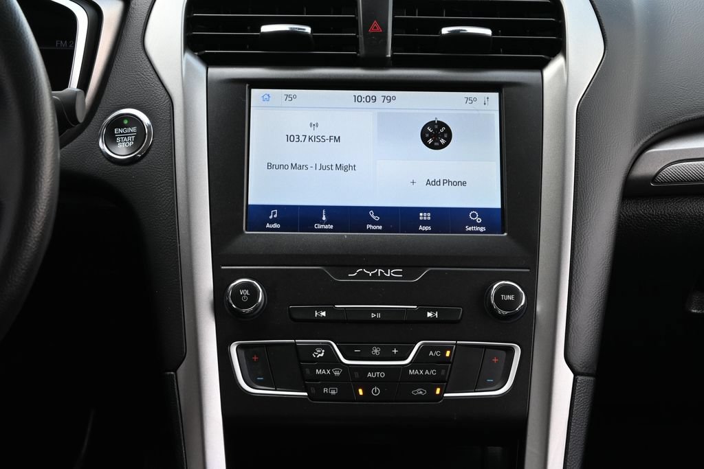 Certified 2020 Ford Fusion SE FWD image 27