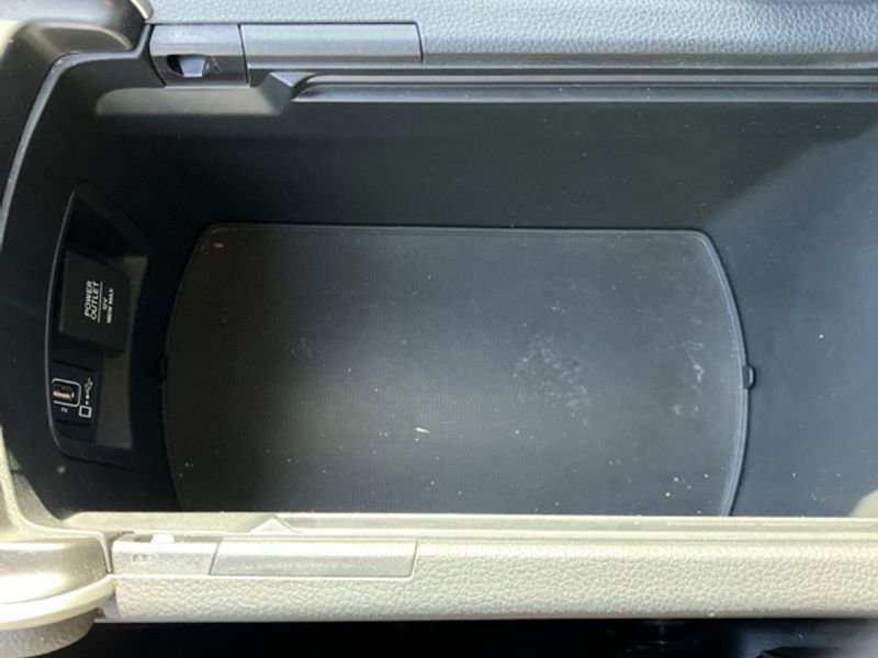 Used 2018 Honda Accord EX image 26