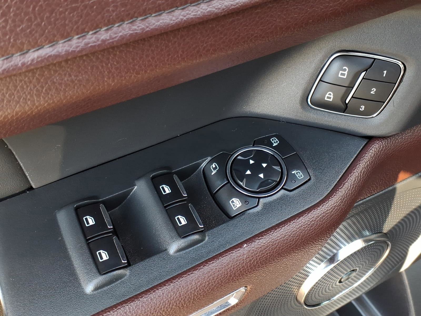 Certified 2024 Ford Expedition Limited image 11