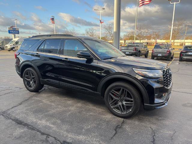 Certified 2025 Ford Explorer ST-Line w/ ST-Line Street Pack AWD/4WD image 8