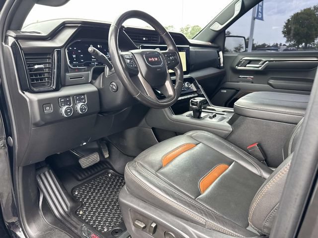 Used 2023 GMC Sierra 1500 AT4 w/ AT4 Premium Package AWD/4WD image 17