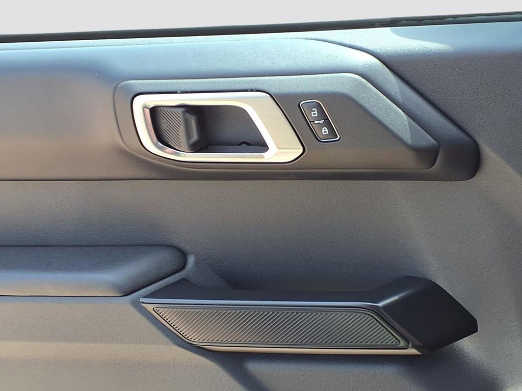 Certified 2025 Ford Bronco Badlands w/ Sasquatch Package image 19