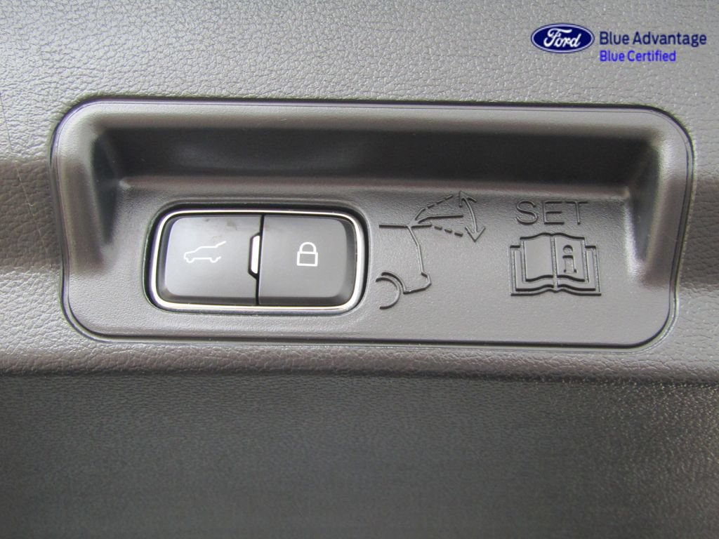 Certified 2025 Ford Explorer ST AWD/4WD image 24