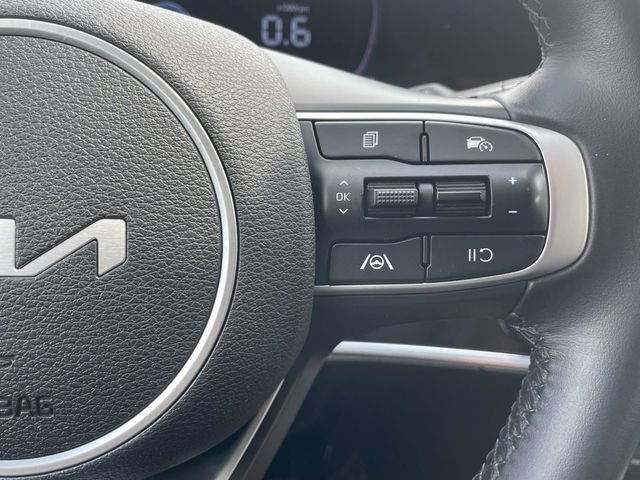 Used 2023 Kia Sportage EX FWD image 17
