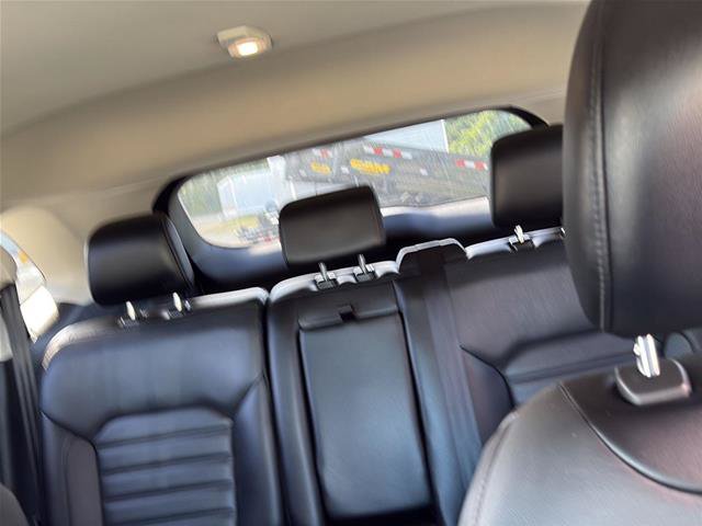 Certified 2018 Ford Edge SEL w/ Equipment Group 201A AWD/4WD image 24