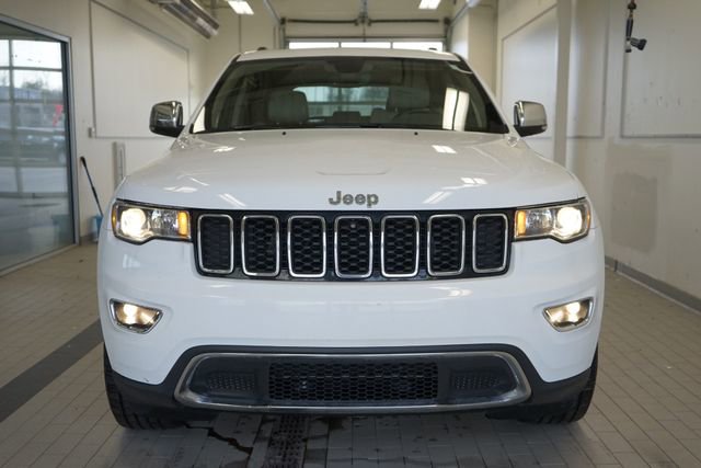 Used 2020 Jeep Grand Cherokee Limited w/ Luxury Group II image 17