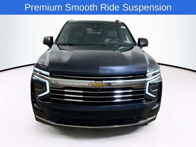 Used 2025 Chevrolet Tahoe LT AWD/4WD image 2