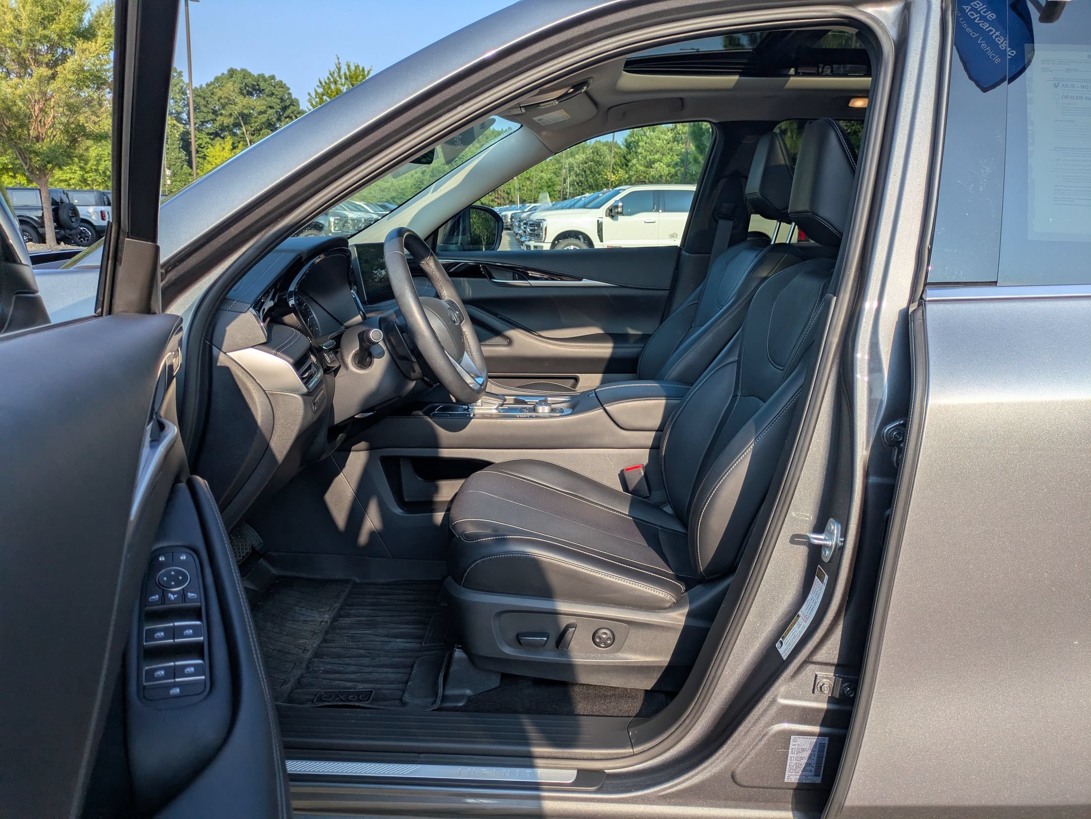 Used 2025 INFINITI QX60 Pure FWD image 12