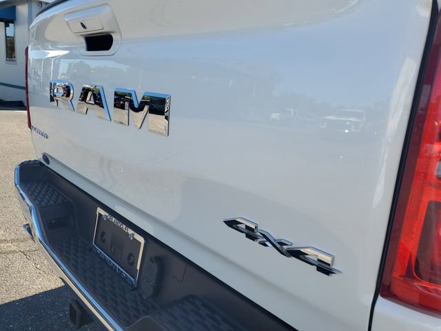 Used 2025 RAM 1500 Limited w/ Off Road Group image 7