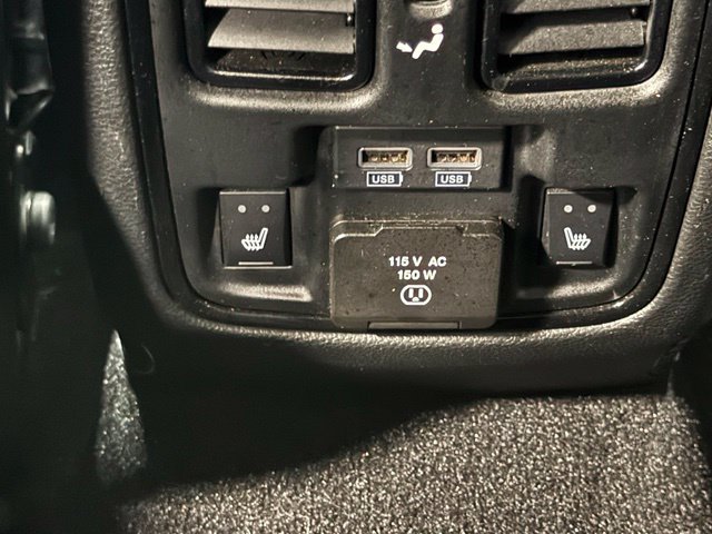 Used 2021 Dodge Durango R/T w/ Technology Group RWD image 30