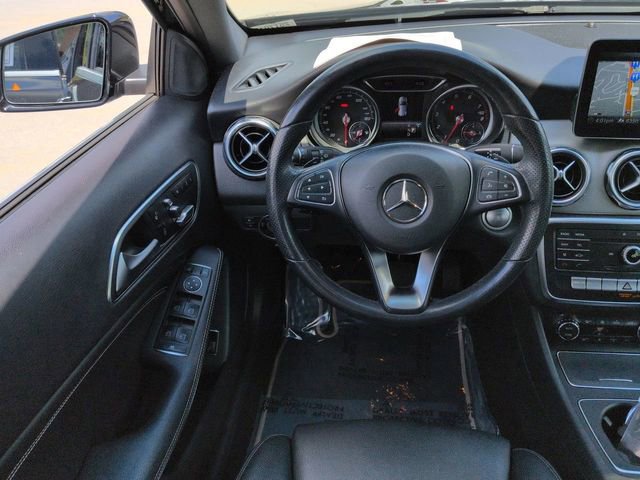 Used 2020 Mercedes-Benz GLA 250 image 15